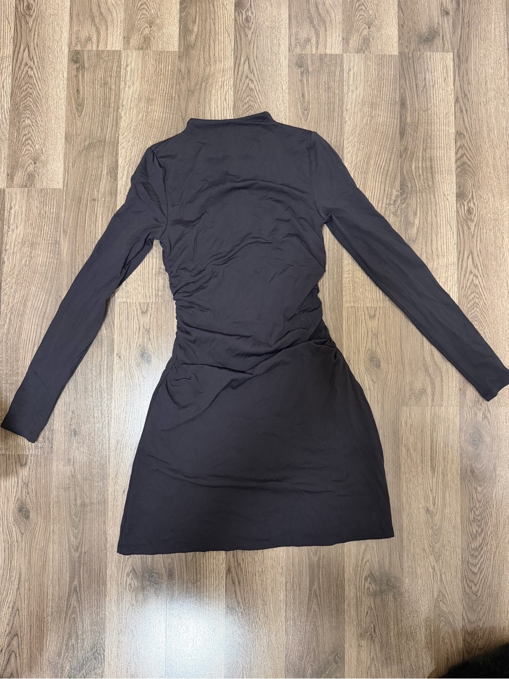 Aritzia Black Long-Sleeve Fitted Bodycon Dress